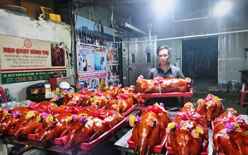 Heo Quay Bình Trị – Vinh Dự Lọt TOP 10 Thương Hiệu Vàng Chất Lượng Quốc Tế 2022
