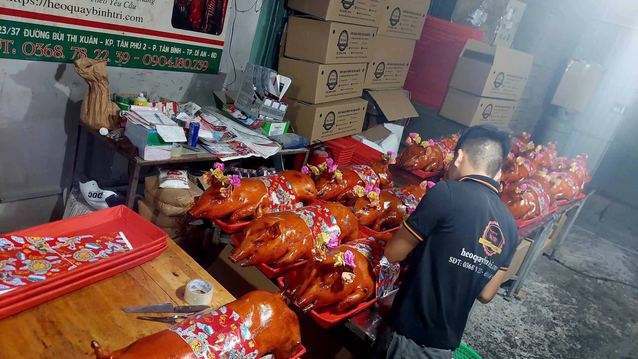 Heo Quay Bình Trị – Tinh Hoa Ẩm Thực, Vinh Danh Quốc Tế-1