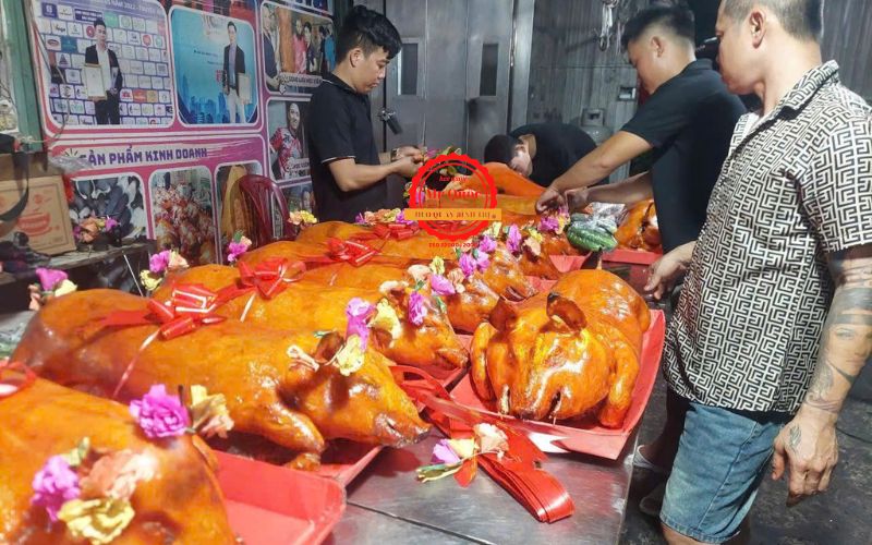 Giá Heo Quay Nguyên Con TPHCM Bao Nhiêu?