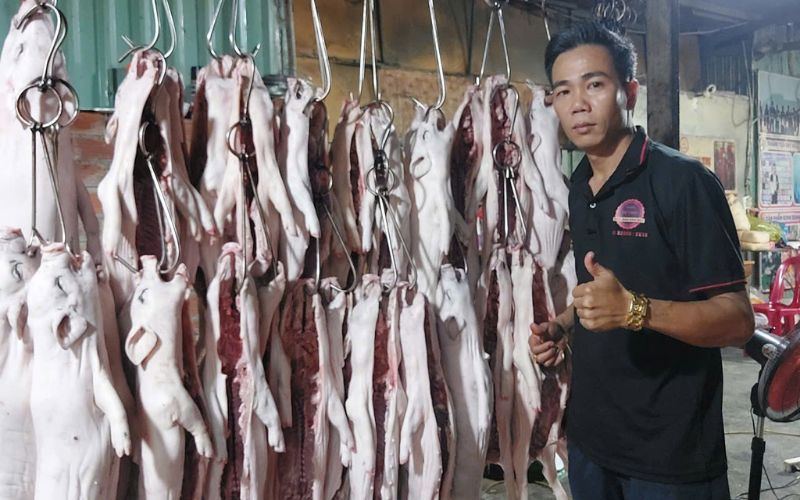 Giá Heo Quay Nguyên Con TPHCM Bao Nhiêu?